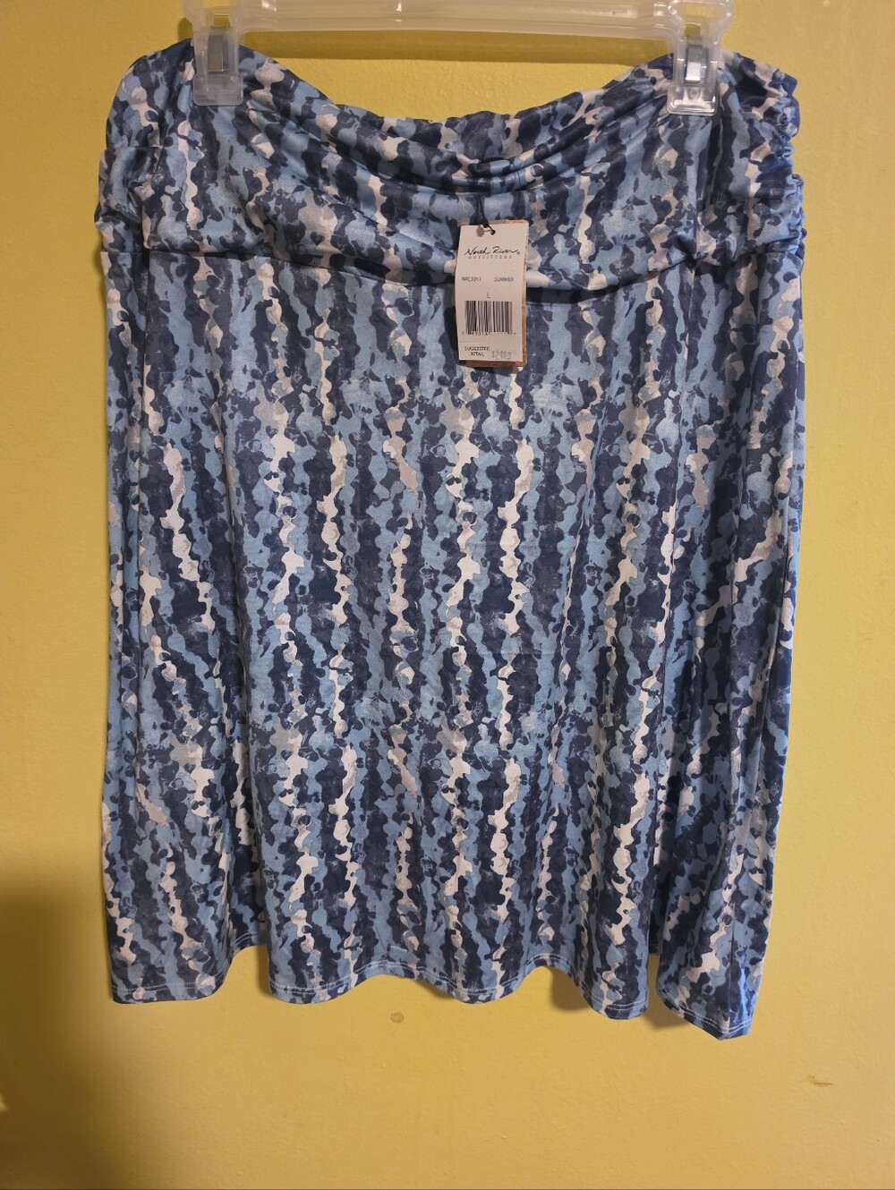 NWT North Face Outfitters Womens Size Large A-Line Comfy Skirt Blue White Print
